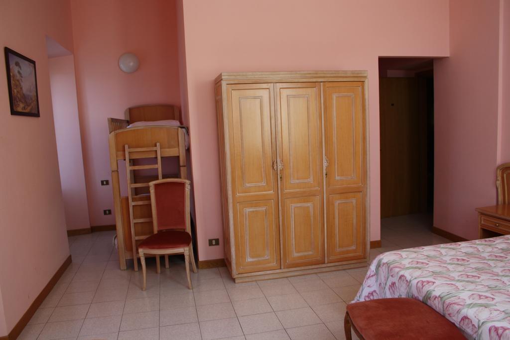 Hotel Vapore Torno Exterior photo