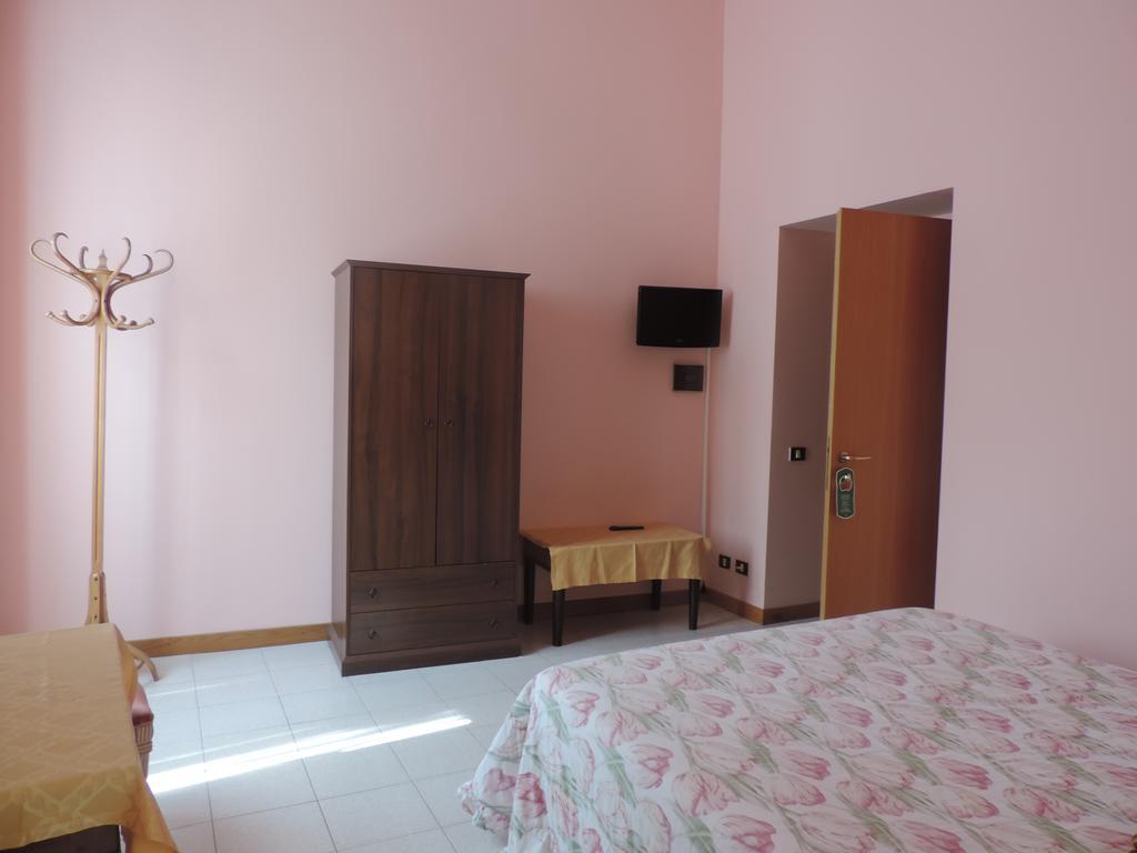 Hotel Vapore Torno Exterior photo
